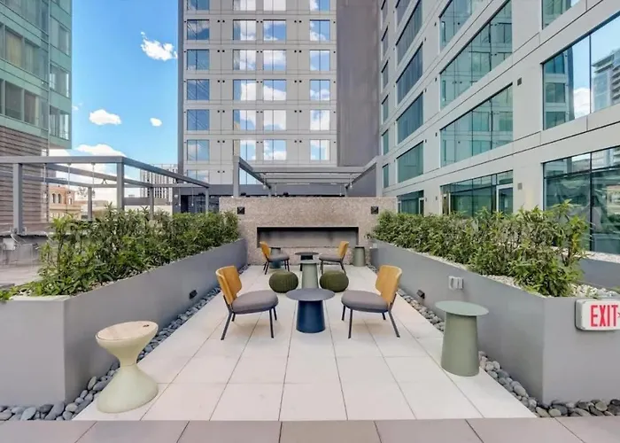 Boulevard Highrise Stu Sky Pool Parking Gym 44 Apartment *